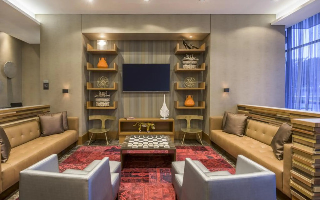 Courtyard by Marriott Bogota Airport