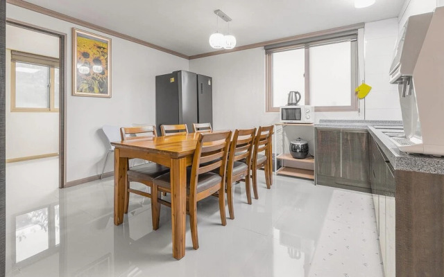 Gangneung Rapahill Pension