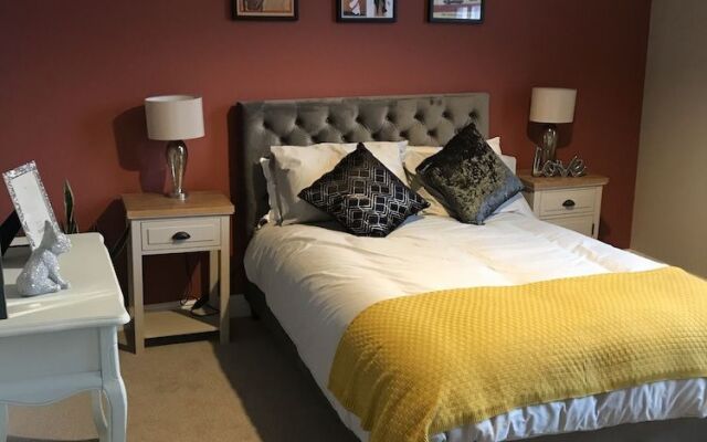 Seaview Holiday Home