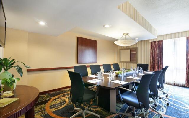 Doubletree By Hilton New York Jfk Airport Hotel