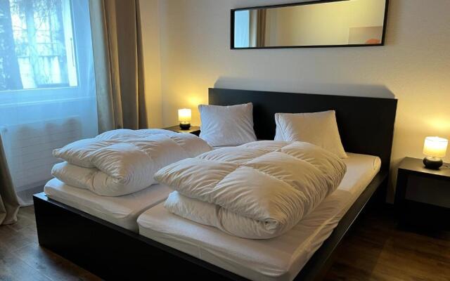 Schöne, sonnige Parterrewohung 3 Zi. mit Garten