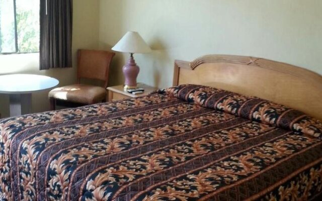 Mt. Gleason Motorlodge