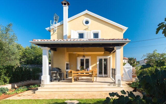 Villa Stella with pool