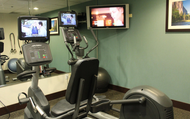 Holiday Inn Express Hotel & Suites River Park by IHG