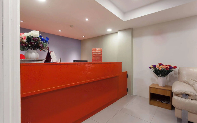 ZEN Rooms Near Jakel Mall