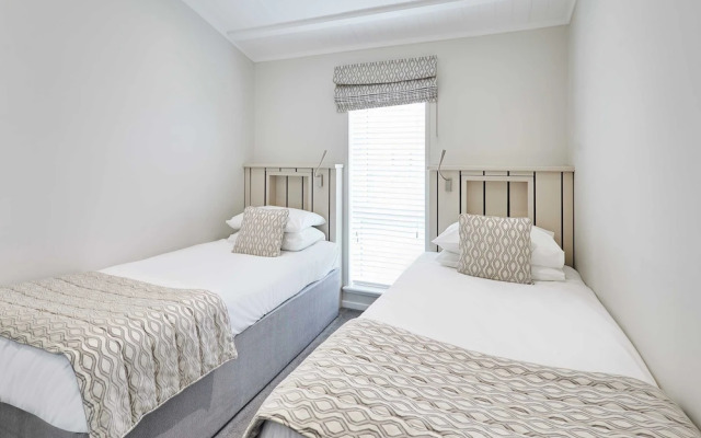 Host Stay Trincomalee Lodge