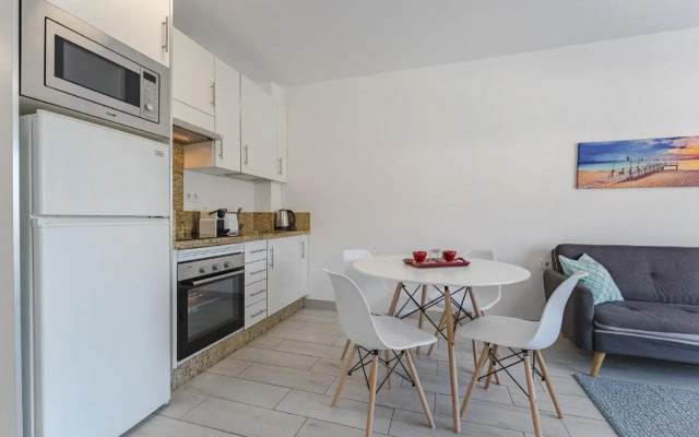 303. MODERN, SUNNY IFONCHE WITH WiFi