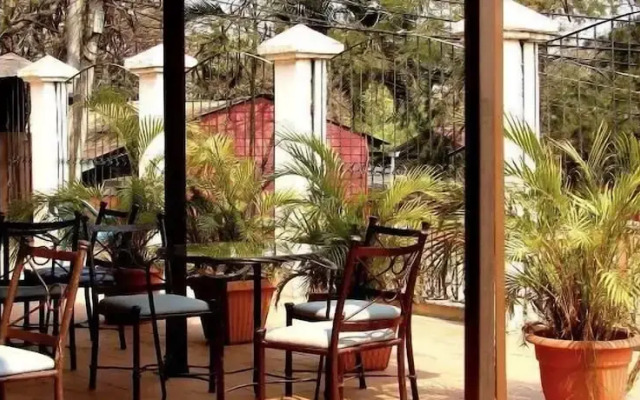 River-View Apart-Hotel