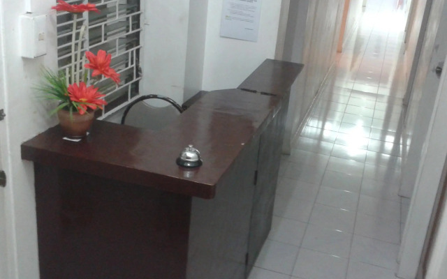 Dormitels Bacolod - Hostel