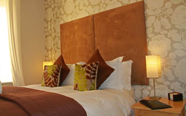Annandale Arms Hotel