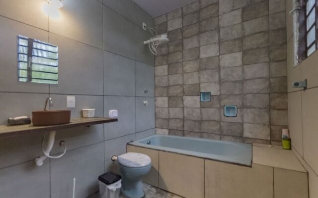Hostel e Camping Rio das Pedras