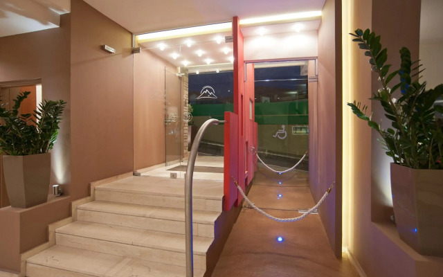 Nidimos Hotel