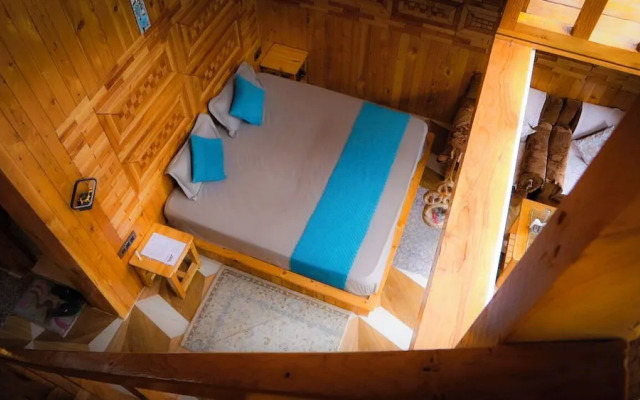 WOW Treehouse & Cottages