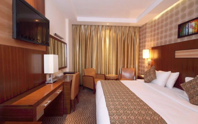 Sun And Sands Downtown Hotel