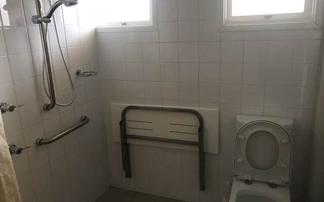 Snowy Mountains Coach and Motor Inn