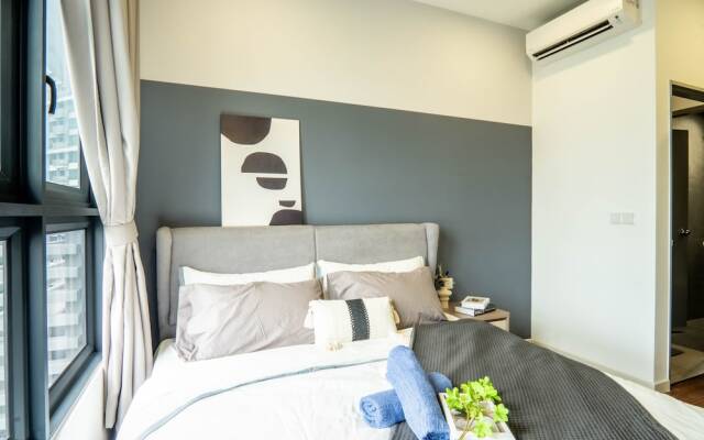 M Vertica KL by Airhost