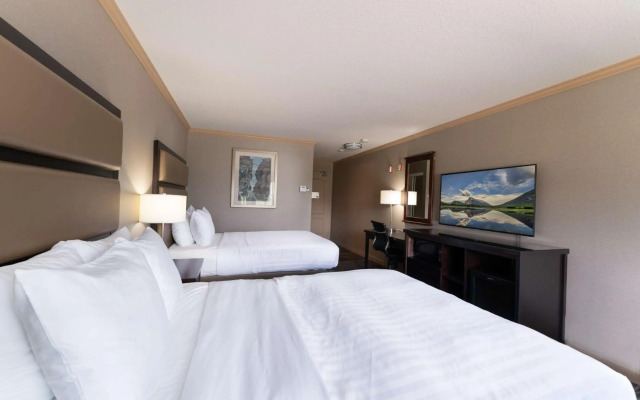 Prestige Radium Hot Springs Resort, WorldHotels Crafted
