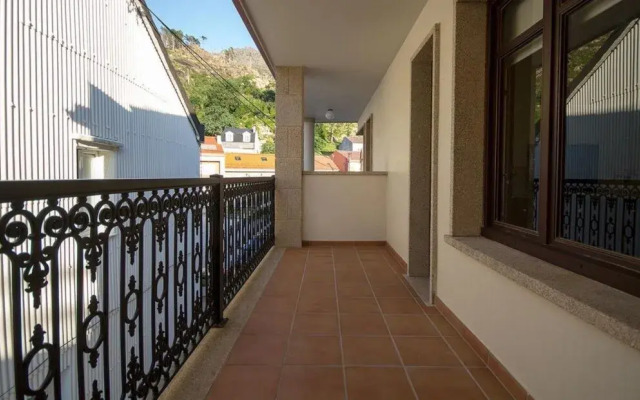 Apartment in O Pindo, A Coruna 102010