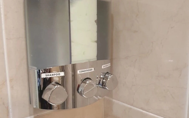 Plymouth, Devon City Centre Oasis - Your Riad