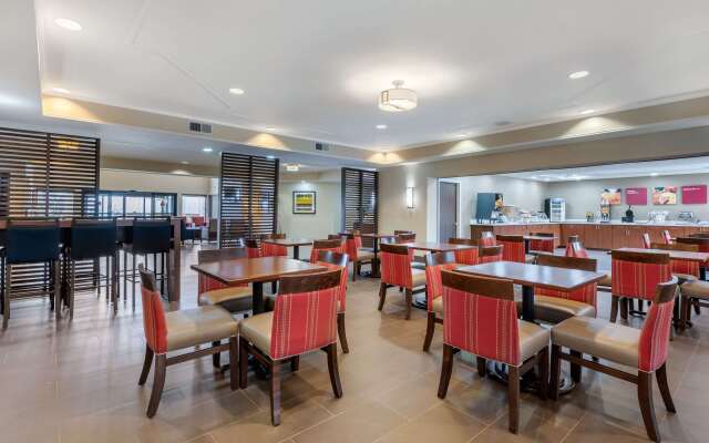 Comfort Suites Lafayette University Area