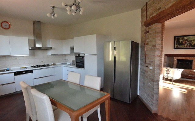 Villa Rossa Up To 10 People With Pool