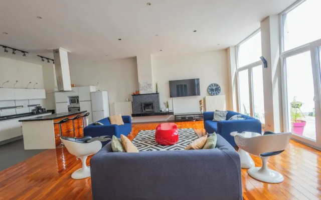 Chambres Cosy dans Une Grande maison