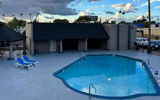 Studio 6 Mesa, AZ – Near Downtown & Sloan Park