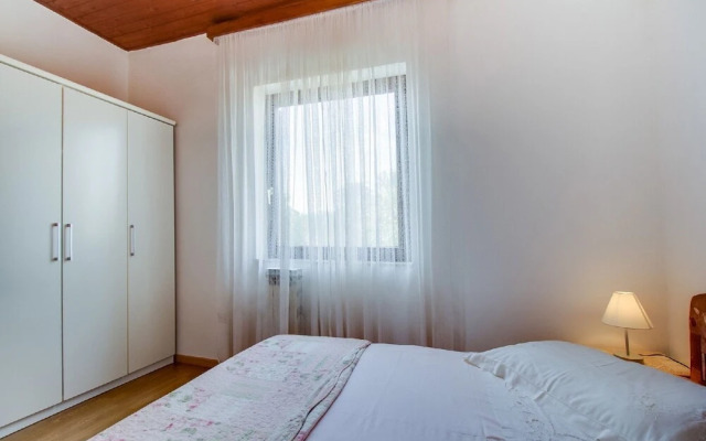 Vanda - sea View Apartment Magda