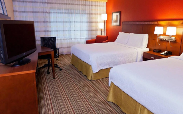 Courtyard by Marriott Chicago O'Hare