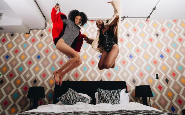 Hallmark Hotel by BON Hotels