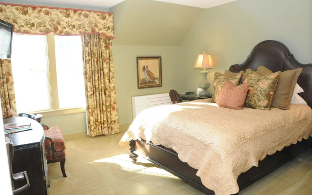 The Lyme Inn