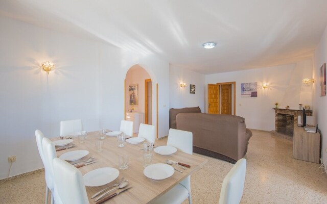 Villa - 4 Bedrooms with Pool, WiFi and Sea views - 104975