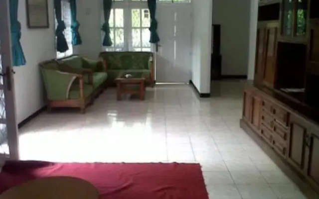 Griya Putih