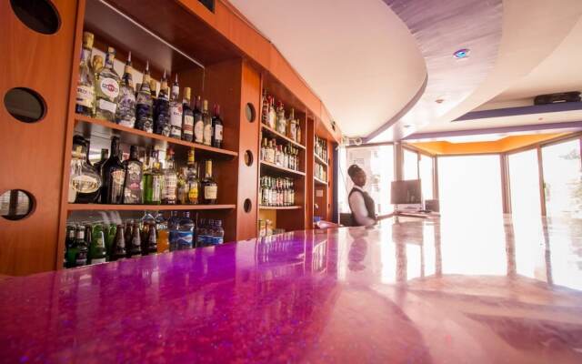 Paleo Hotel & Spa