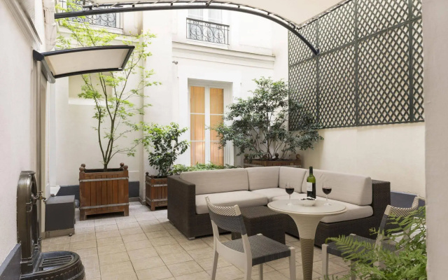Magda Champs Elysees - ex  Royal Magda Etoile