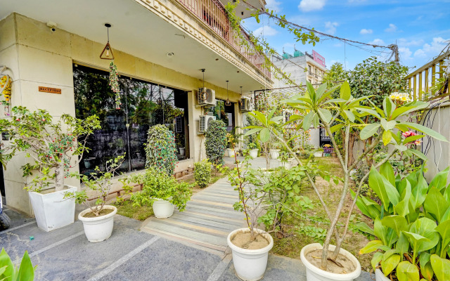 Townhouse Oak Sector 47 Near Medanta