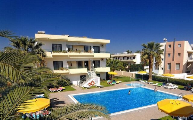 Anita ApartHotel
