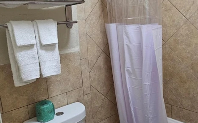 Econo Lodge Charlotte Airport