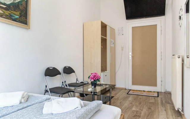 Comfortable 3BR Danube & Millenium Tower