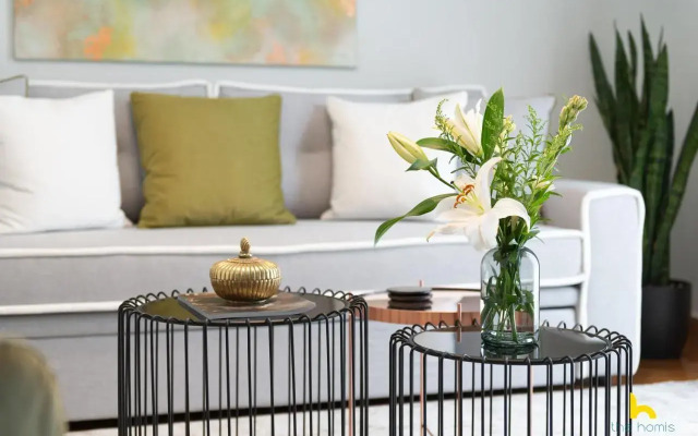 Contemporary 2-BDR APT near Kalimarmaro & Alsos Park!