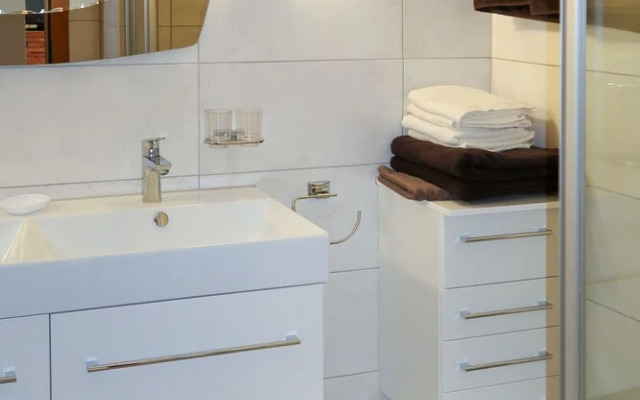 Burg Biedenegg Schrofenstein Flie