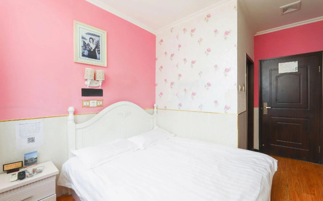 Longfashun Boutique Hotel (Shibalidian Laojuntang Park)