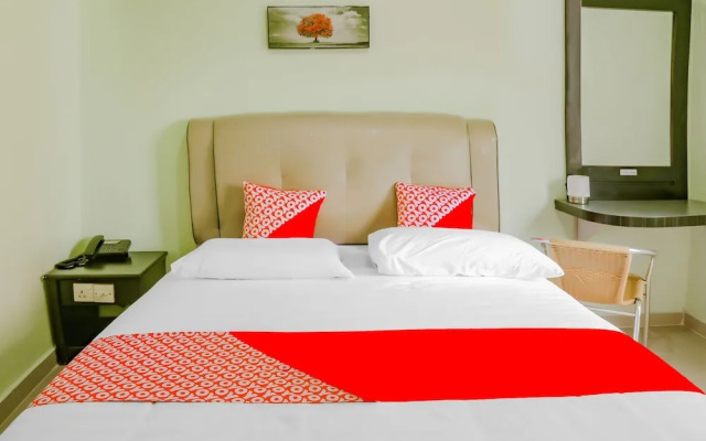 OYO 90269 Hotel Indorasa 2