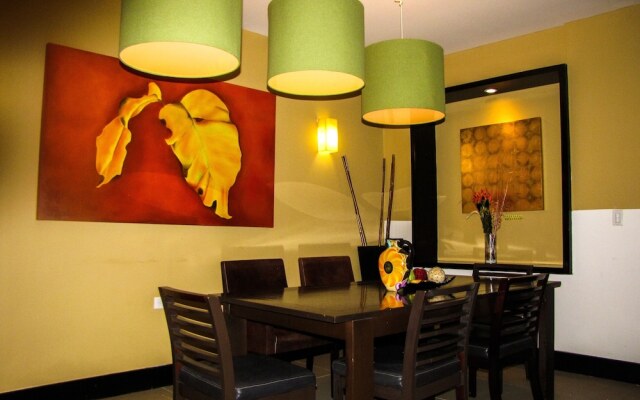 Aldea Thai by Ocean Front