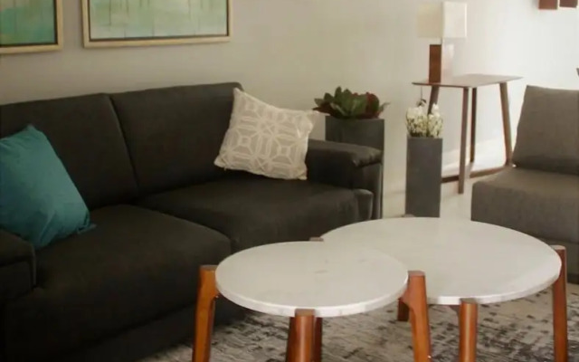 Suits Murato Estancias Cortas