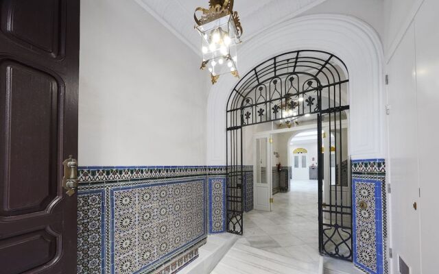 Numa Seville Solea