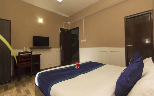 Hotel Red Panda by OYO Rooms