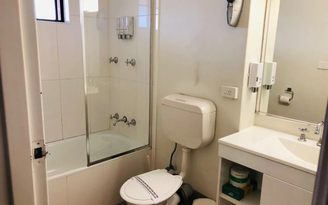 Campbelltown Colonial Motor Inn