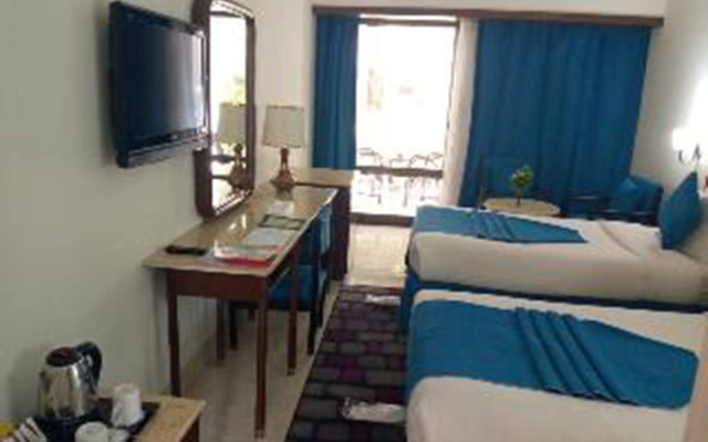 Aracan Eatabe Luxor Hotel