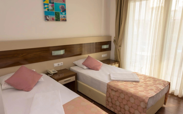 Cotton Boutique Hotel 16+
